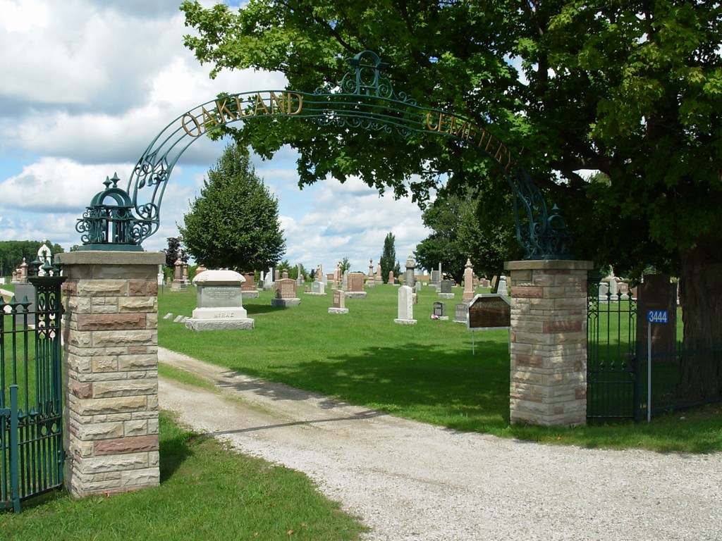 Oakland Cemetery, Strathburn
